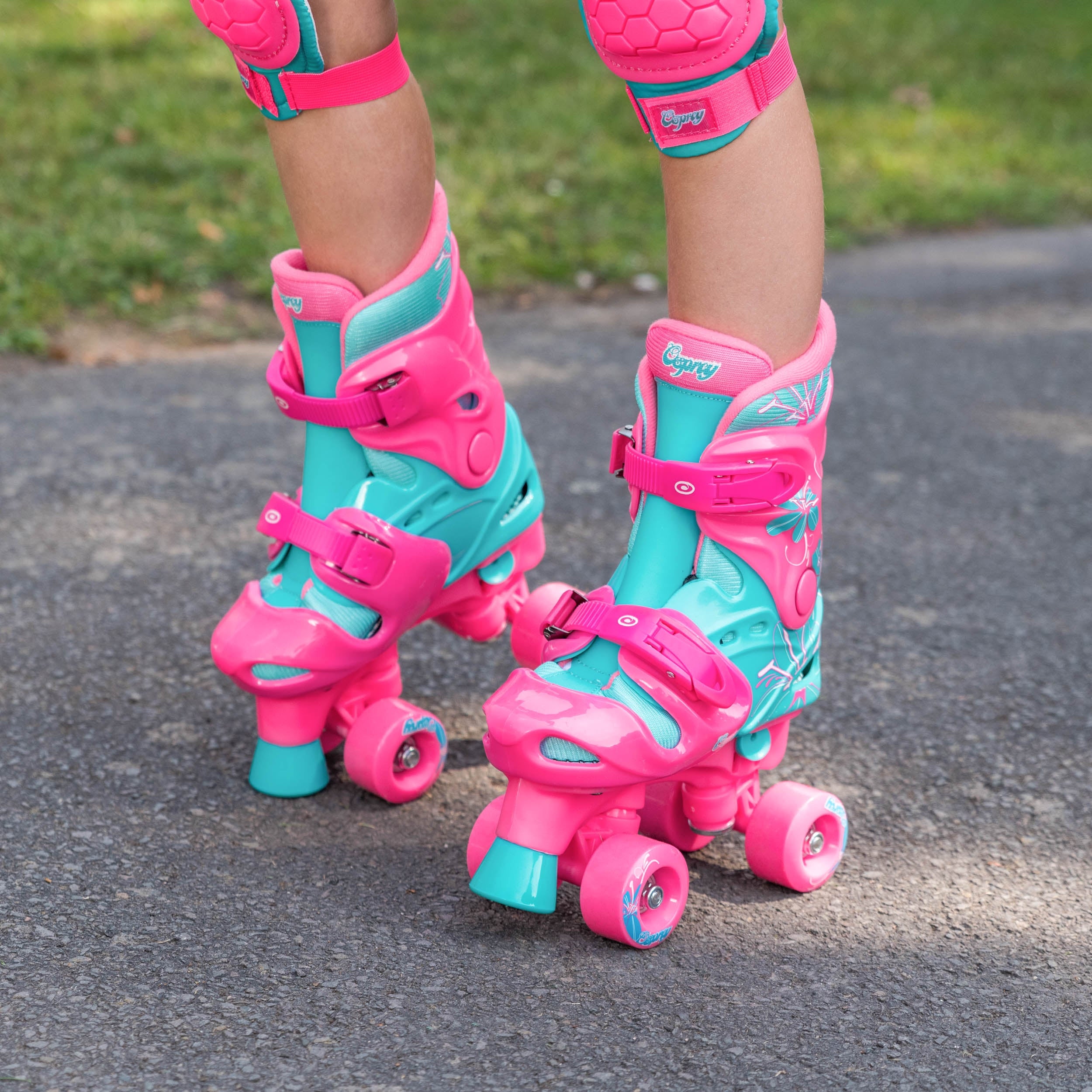 Kids Adjustable Quad Roller Skates - Flower